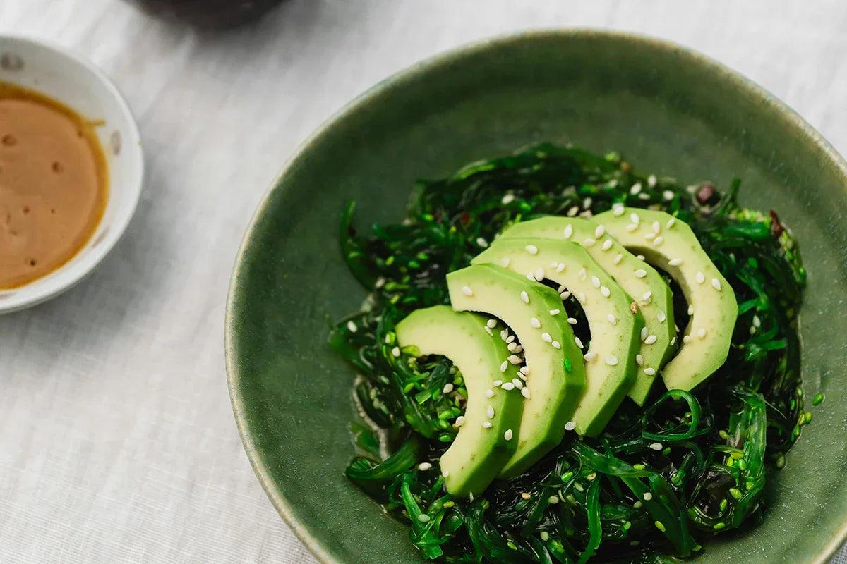 Avocado Wakame salat